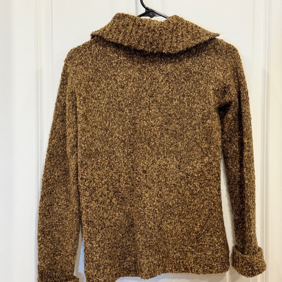 Villager A Liz Claiborne Company Women’s WoolPolyester Brown Sweater Warm Button - Picture 7 of 13